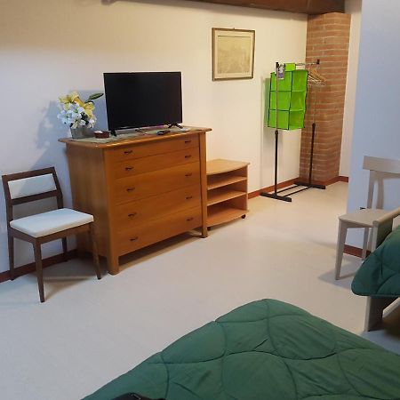 Al Fienile Hotel Orzano Luaran gambar