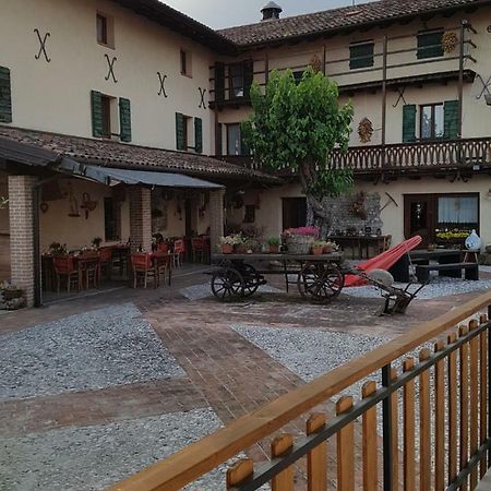 Al Fienile Hotel Orzano Luaran gambar
