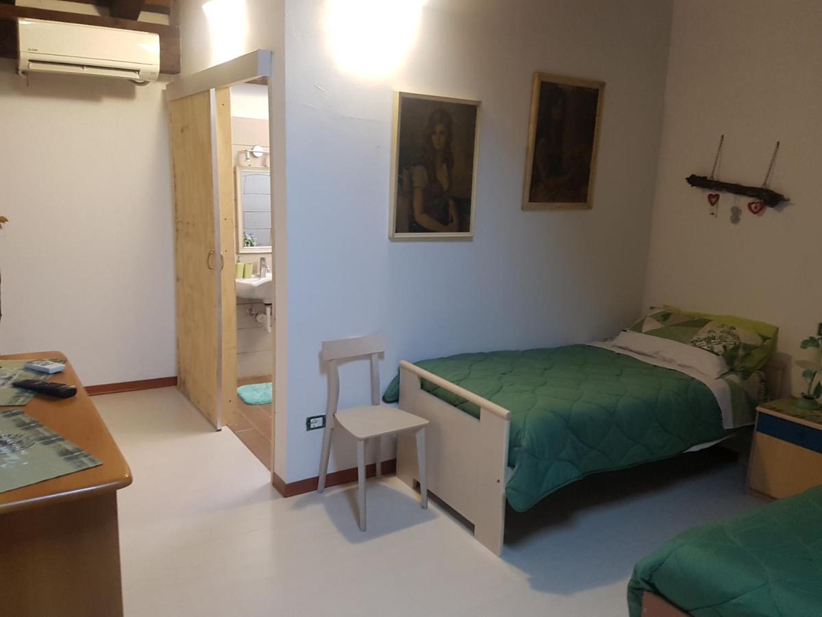 Al Fienile Hotel Orzano Luaran gambar
