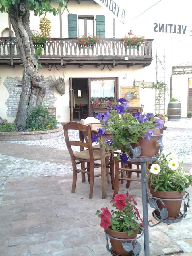 Al Fienile Hotel Orzano Luaran gambar