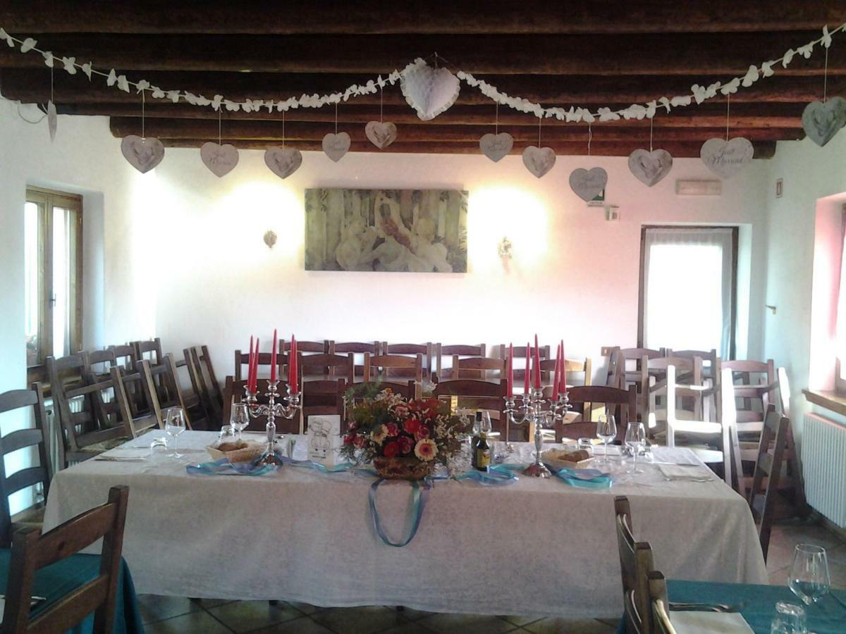 Al Fienile Hotel Orzano Luaran gambar
