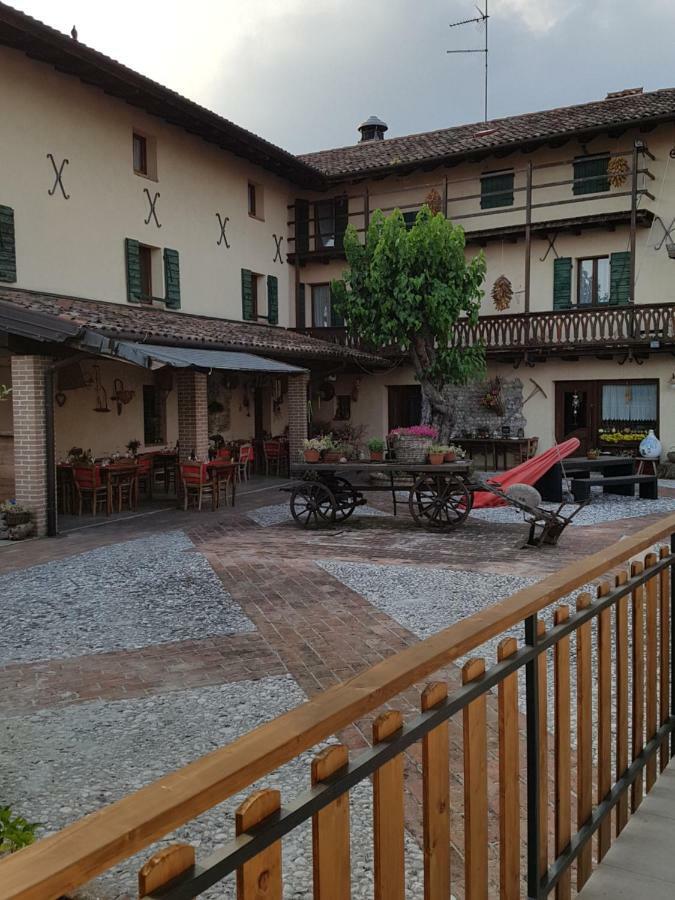 Al Fienile Hotel Orzano Luaran gambar